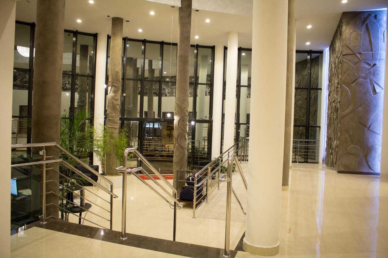 Minas Platinum Hotel & Convention Conselheiro Lafaiete Exteriör bild